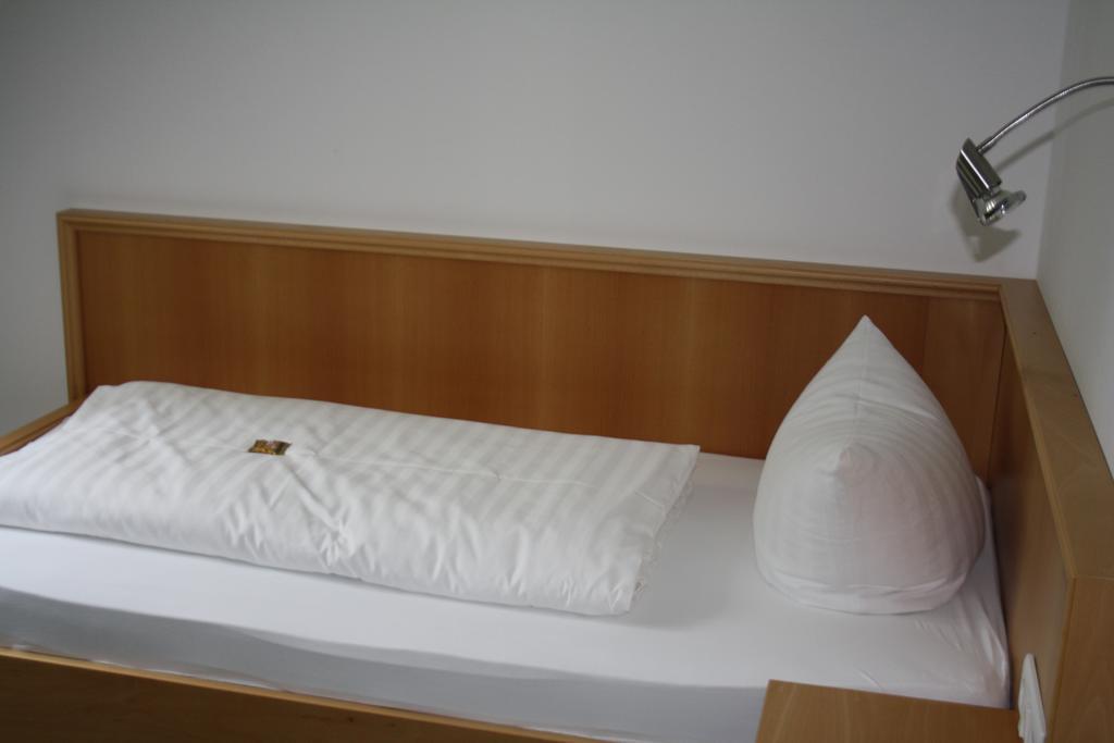 Hotel-Gasthof Zur Krone Riedenburg Phòng bức ảnh